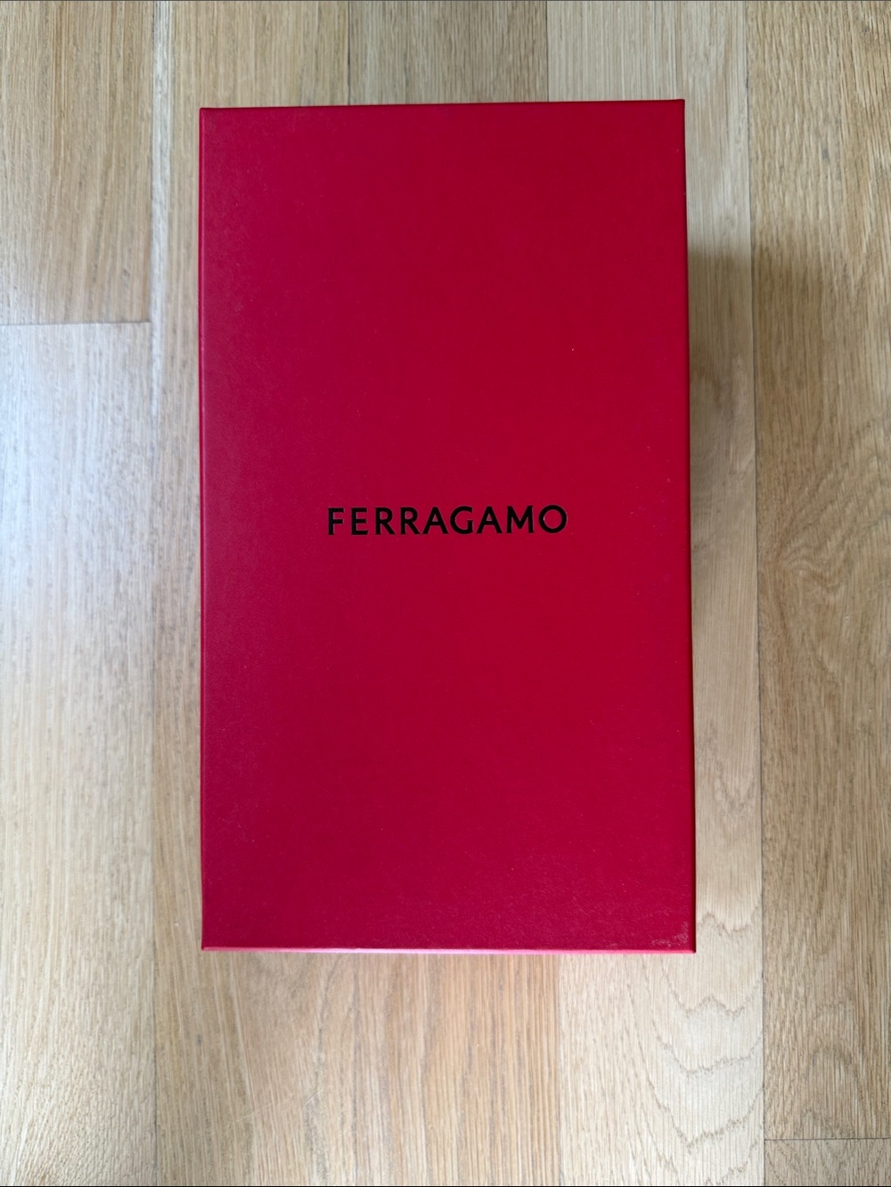 Ferragamo Red Logo Box with 2 Shoe Dust Bags! - Picture 2 of 7